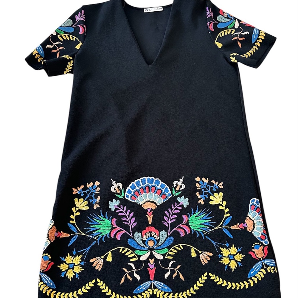 Zara Black Textured V-Neck Dress